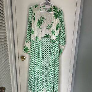 A Tallulah trench with MJ leaf pattern by We are Leone